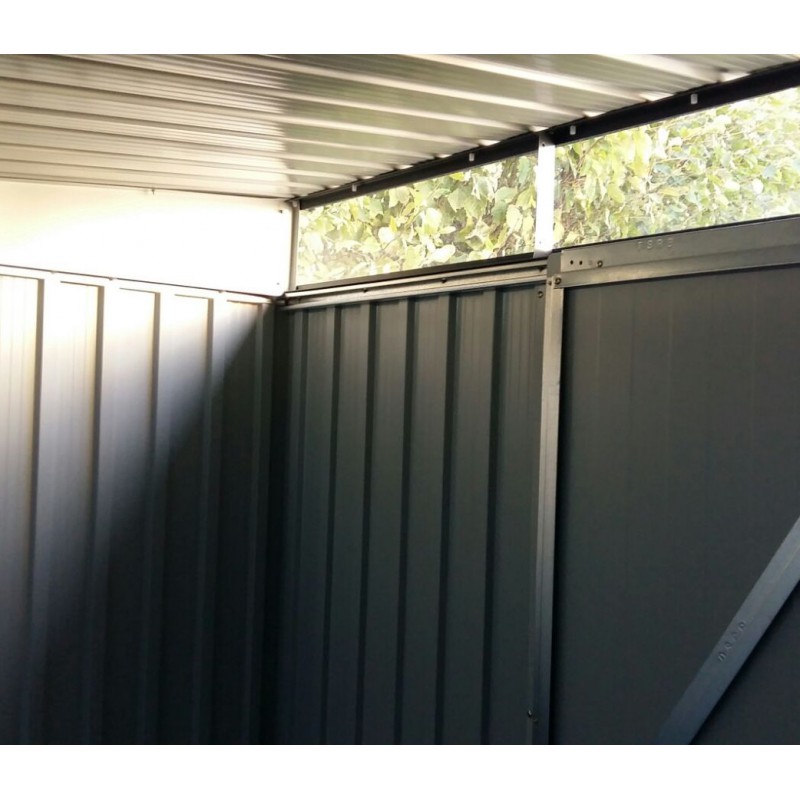 abri-en-metal-anthracite-avec-puits-de-lumiere-skylight-484m-duramax-kit-ancrage-13.jpg