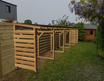 Abri de jardin en bois massif de 10m, couvert et avec fond, traitement classe 3, Jardinatoire