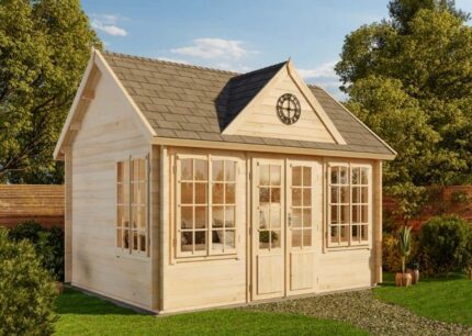 Abri de jardin CLOCKHOUSE® 70 Royal ISO Alpholz, 4.5x3.4m dim. ext. (cas échéant incl. débord de toit) naturel, 70mm, 15,4m² totale